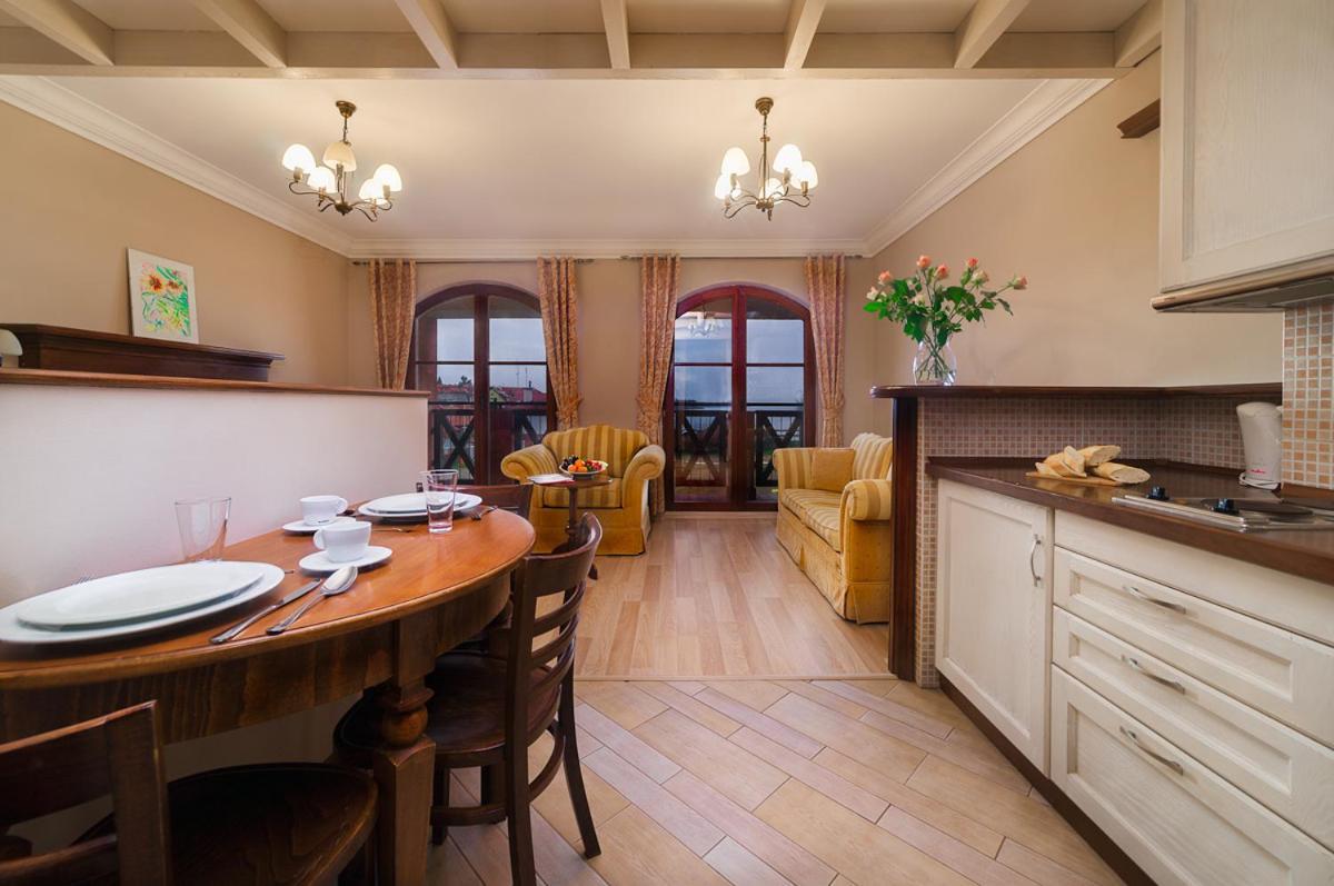 Apartamenty Portowe Mikołajki 외부 사진